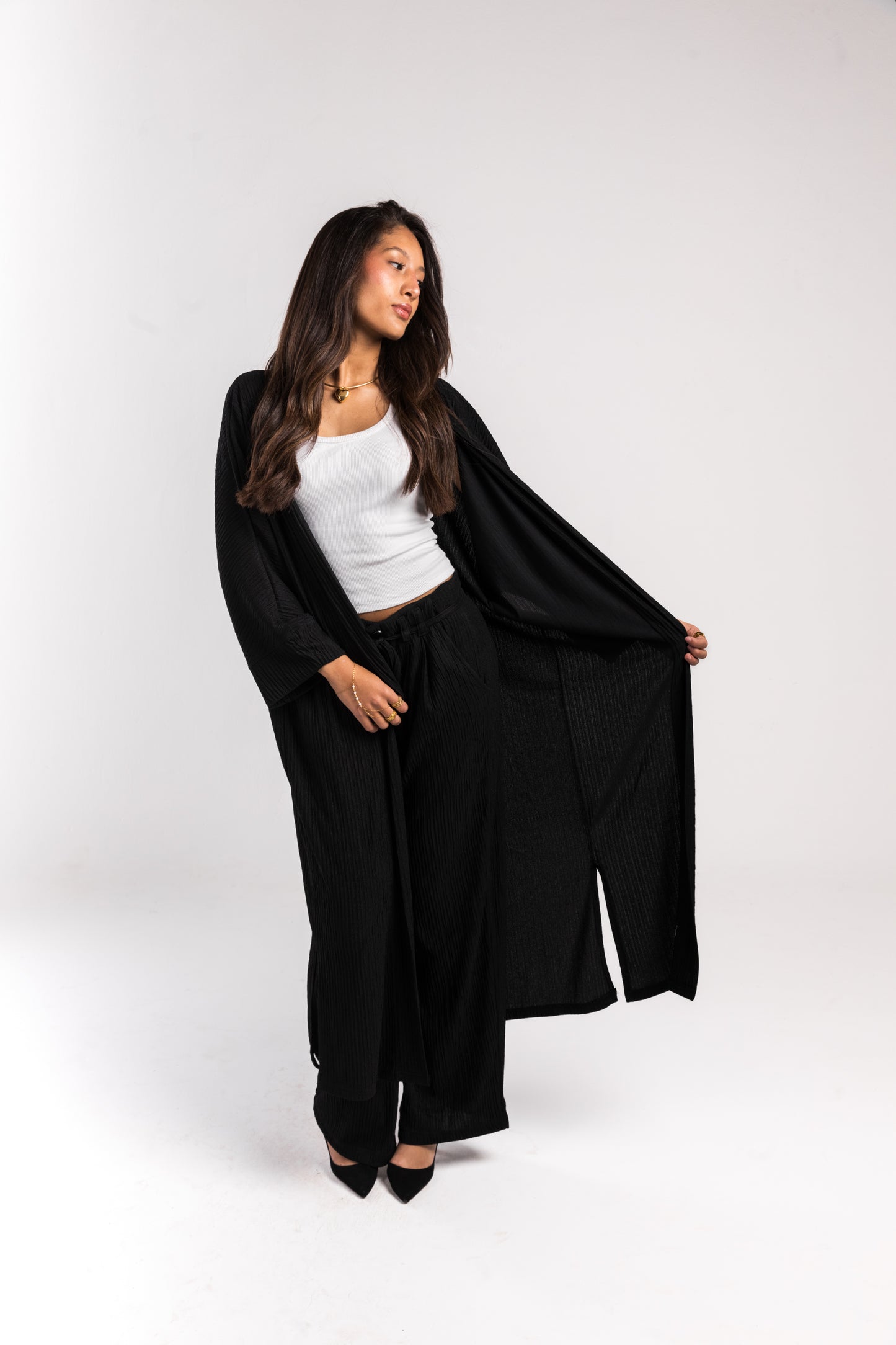 Black Crinkled Flow Set